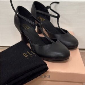Bloch Black Split Flex Leather Character Dance Shoes
